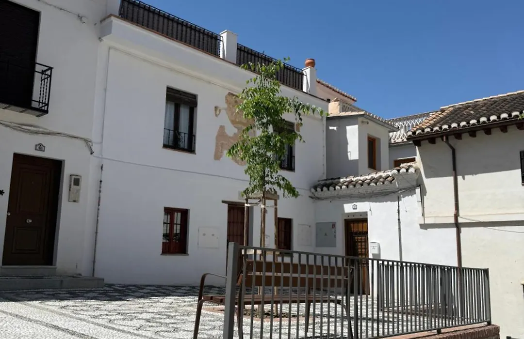 Casa con maravillosas vistas y terraza-1