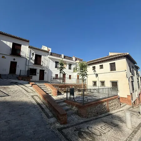 Casa con maravillosas vistas y terraza-2